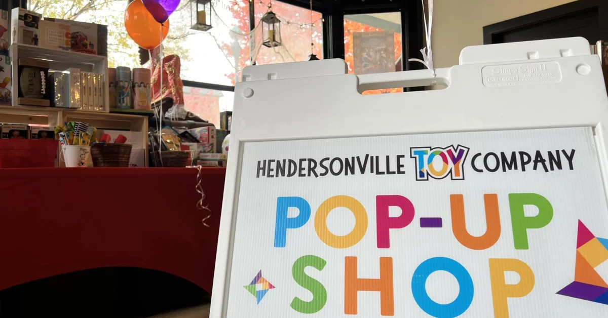 Hendersonville Toy Company Receives Over 25,000 From Community