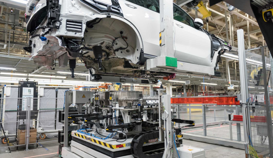 BMW�s Spartanburg Plant More than Doubles Capacity for